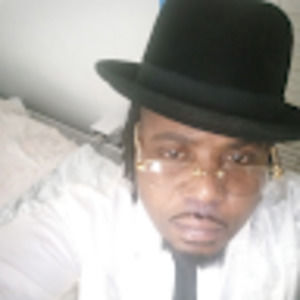 Meet your Posher, Lavail